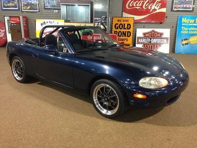 1999 Mazda Miata Sport - Click to see full-size photo viewer