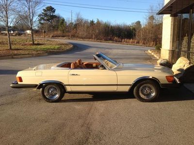 1977 Mercedes-Benz 450SL Roadster Both Tops - Click to see full-size photo viewer