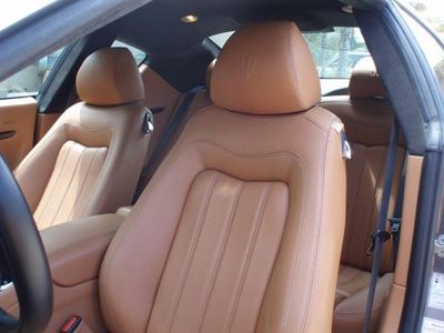 2009 Maserati GranTurismo Base Trim - Click to see full-size photo viewer